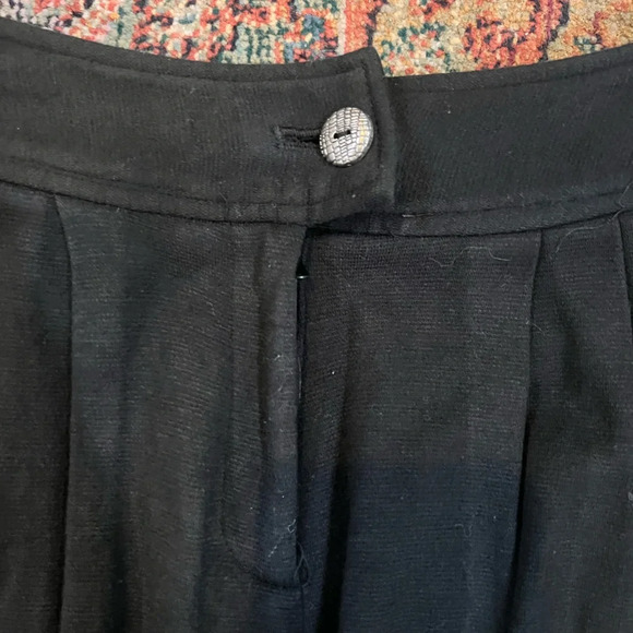 Viola Per Donna Balloon Shorts - Picture 4 of 4